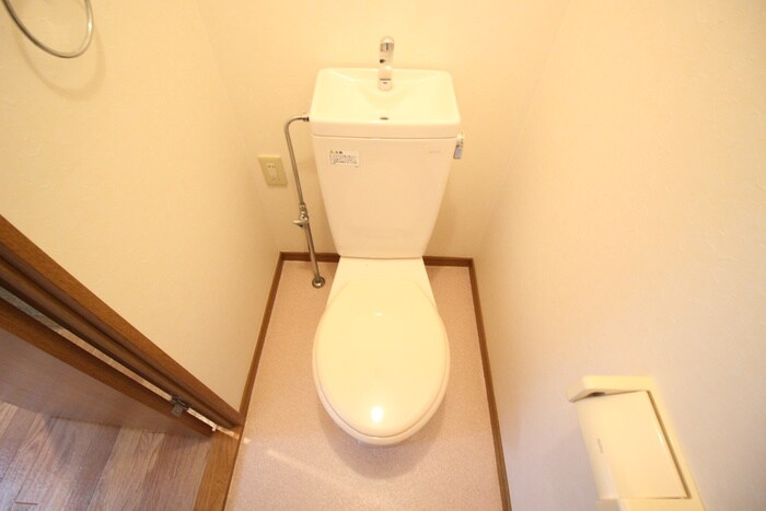 物件内観写真15　(トイレ)