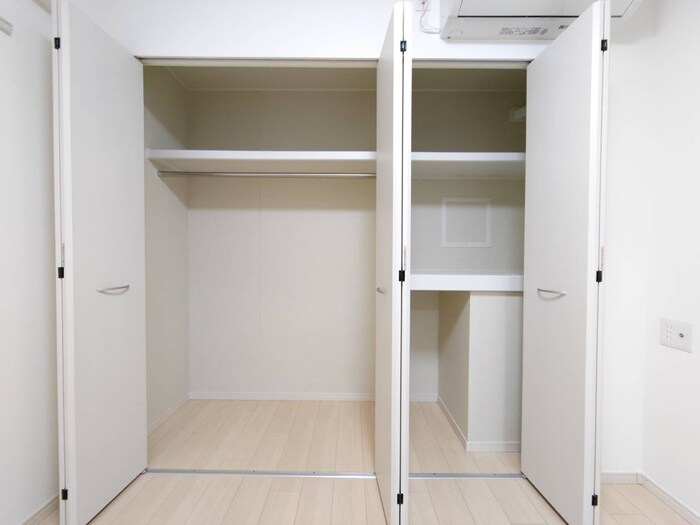 物件内観写真10　(収納)