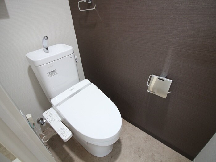 物件内観写真11　(トイレ)