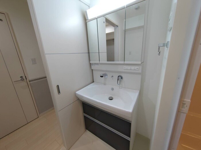 物件内観写真14　(洗面)