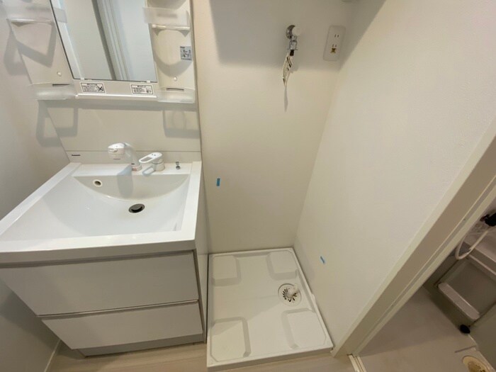 物件内観写真13　(洗濯機置場)