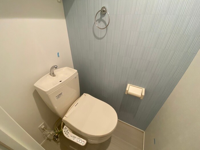 物件内観写真14　(トイレ)