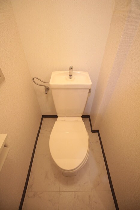 物件内観写真8　(トイレ)
