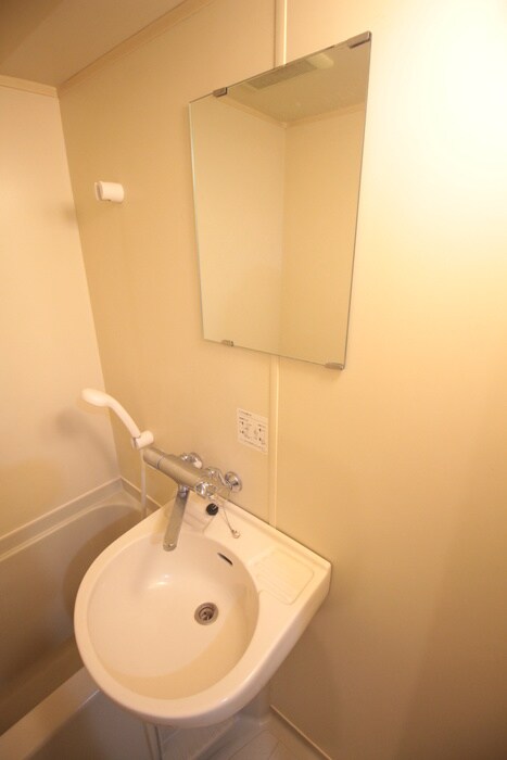 物件内観写真9　(洗面)