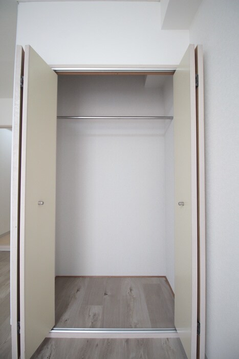 物件内観写真12　(収納)