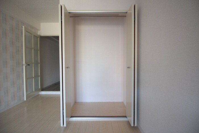 物件内観写真14　(収納)