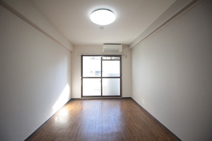 物件内観写真17　(居室)