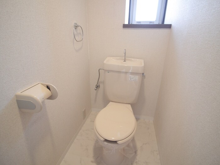 物件内観写真15　(トイレ)