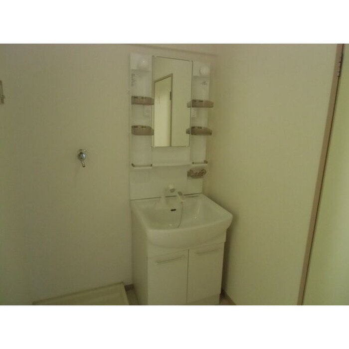 物件内観写真12　(洗面)