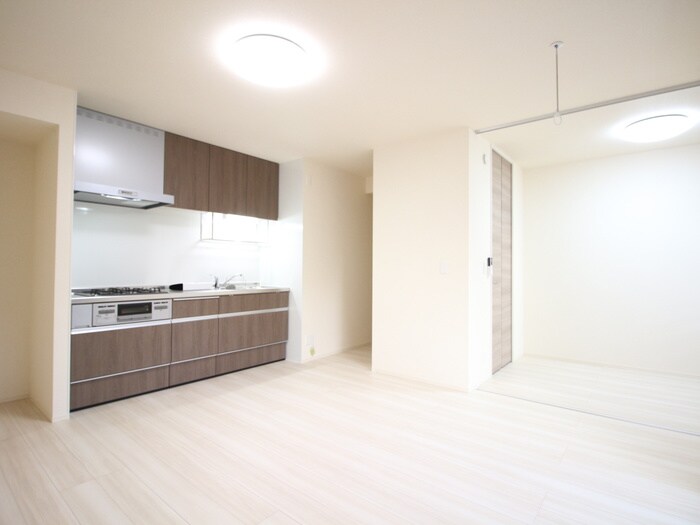 物件内観写真8　(居室)