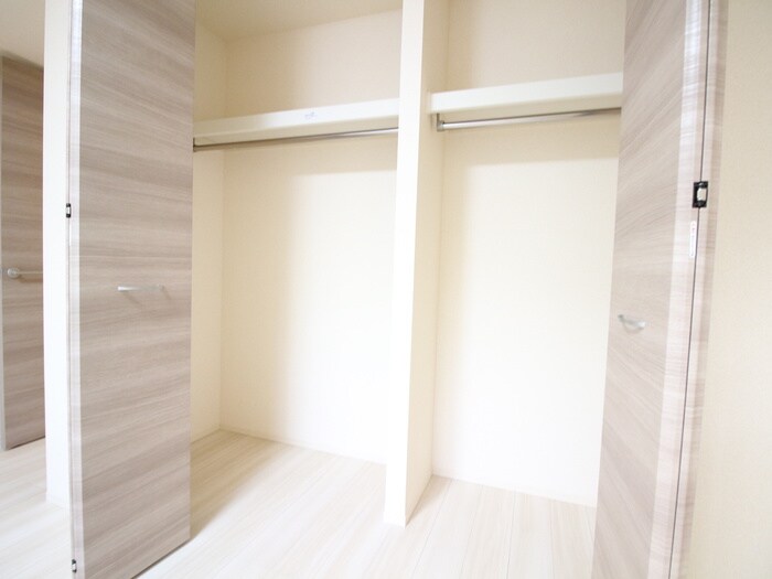 物件内観写真11　(収納)