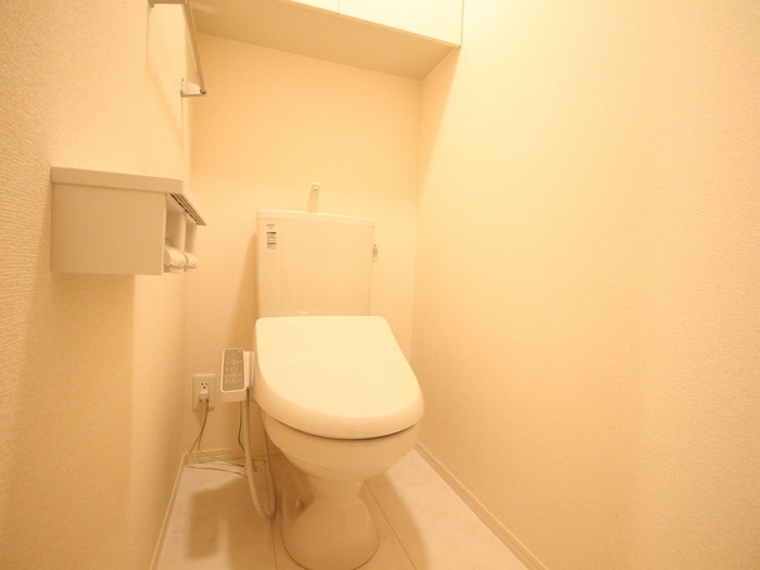 物件内観写真16　(トイレ)