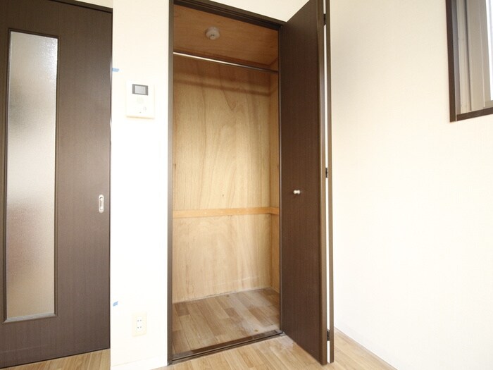 物件内観写真10　(収納)