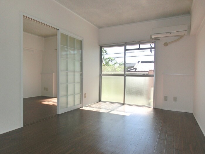 物件内観写真9　(居室)