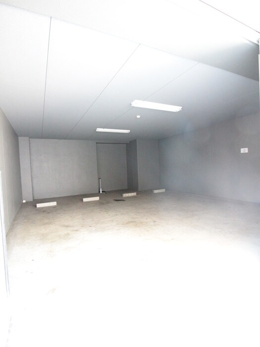 物件外観写真5　(駐車場)