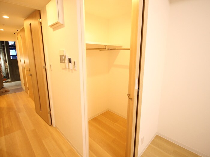 物件内観写真16　(収納)