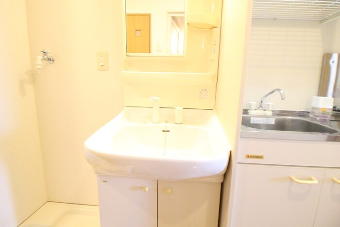 物件内観写真11　(洗面)