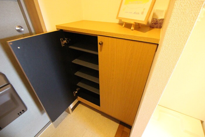 物件内観写真15　(靴箱)