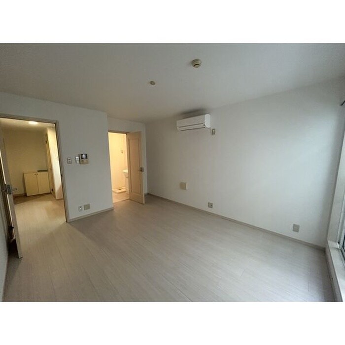 物件内観写真3　(内観写真)