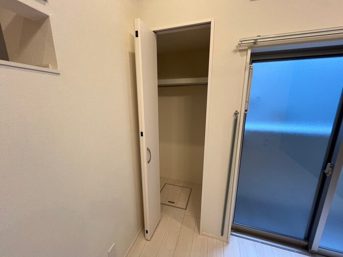 物件内観写真9　(収納)