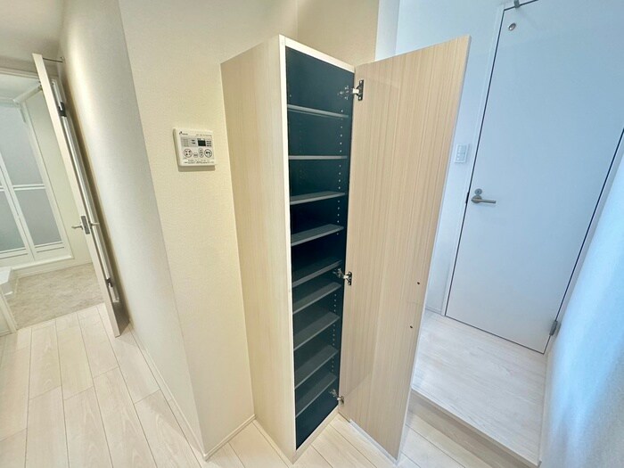 物件内観写真18　(靴箱)