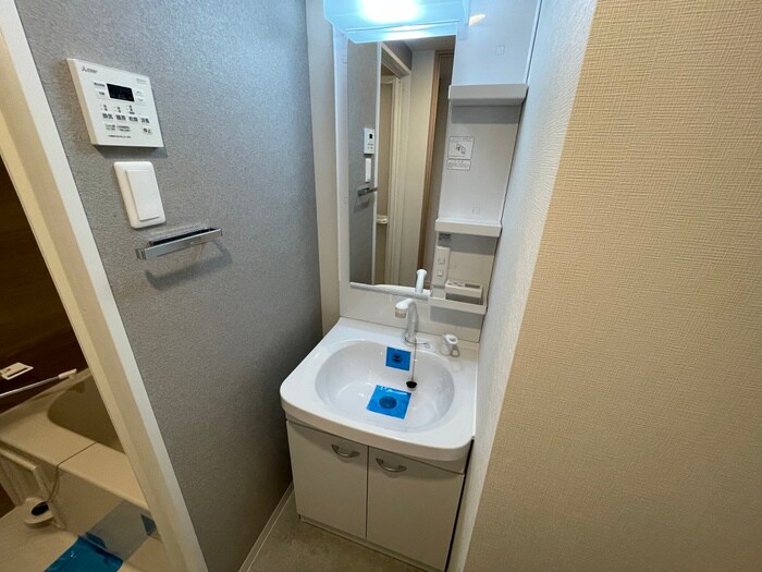 物件内観写真11　(洗面)