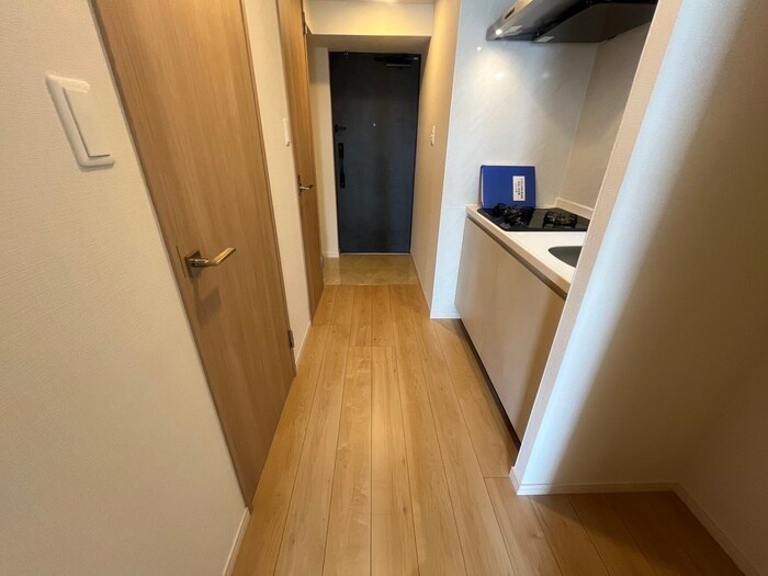 物件内観写真16　(廊下)