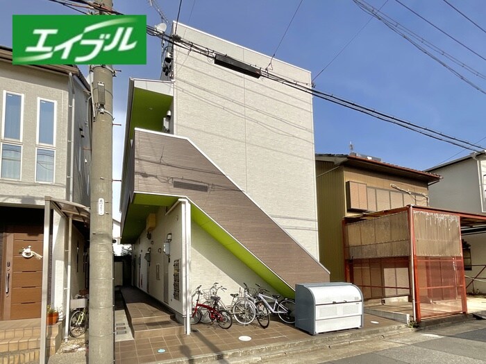 物件外観写真1　(外観写真)