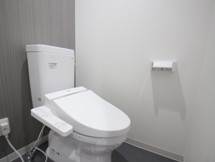 物件内観写真14　(トイレ)