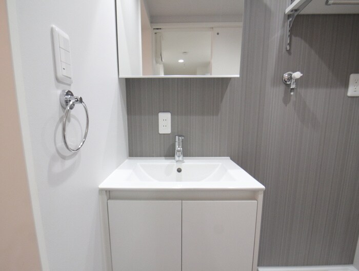 物件内観写真15　(洗面)