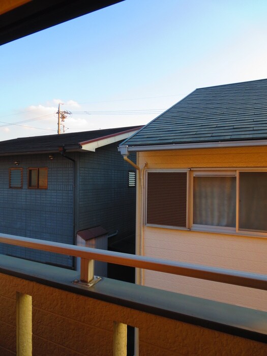 物件内観写真14　(室内からの展望)