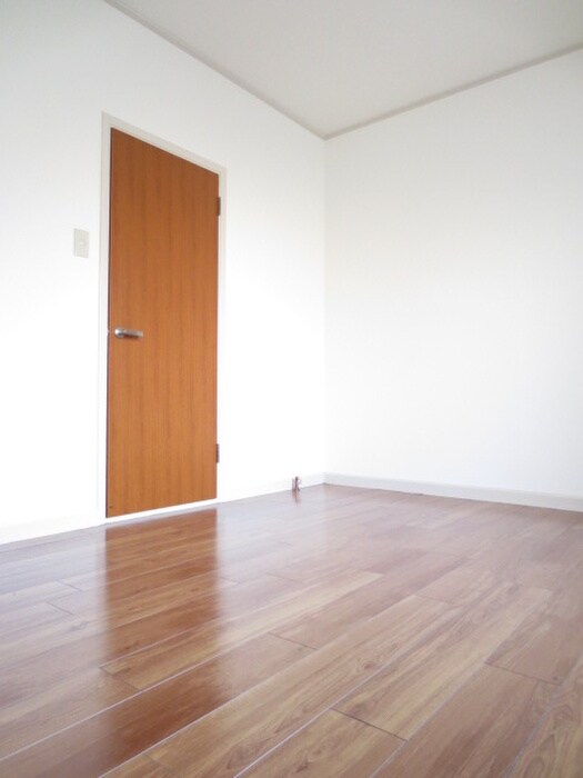 物件内観写真18　(居室)