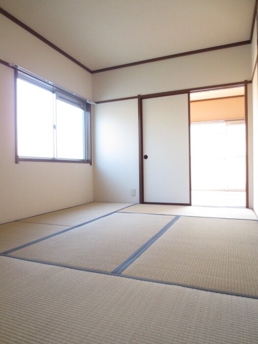 物件内観写真19　(居室)