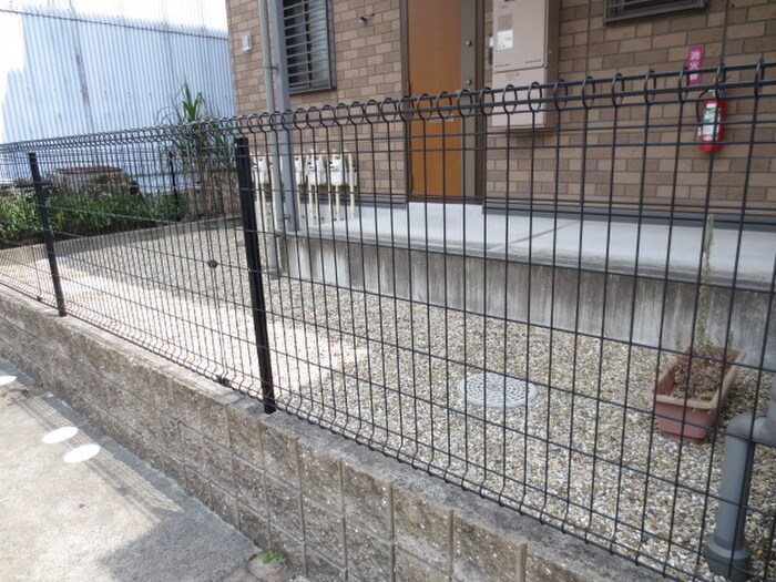 物件外観写真6　(外観写真)