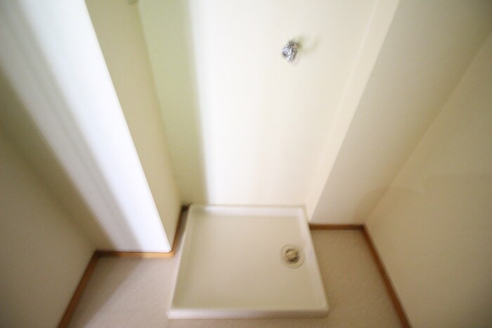 物件内観写真18　(洗濯機置場)