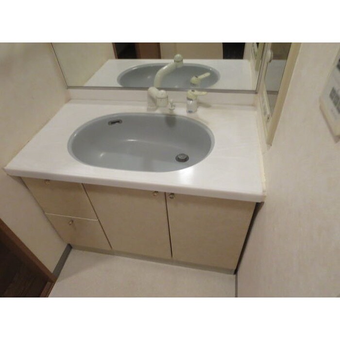 物件内観写真9　(洗面)