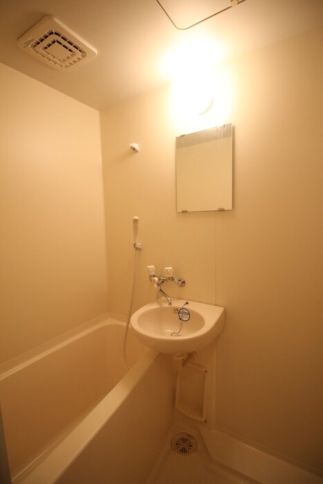 物件内観写真11　(バス／シャワールーム等)