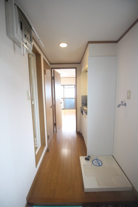 物件内観写真21　(廊下)