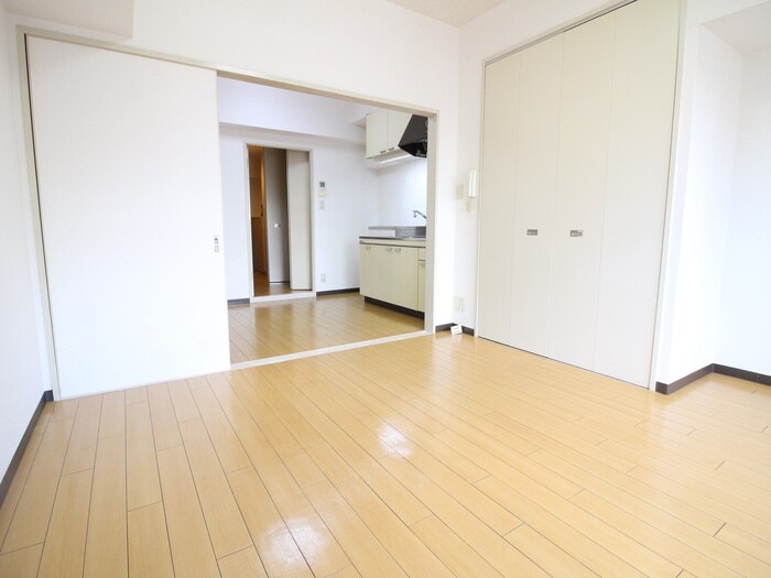 物件内観写真16　(居室)