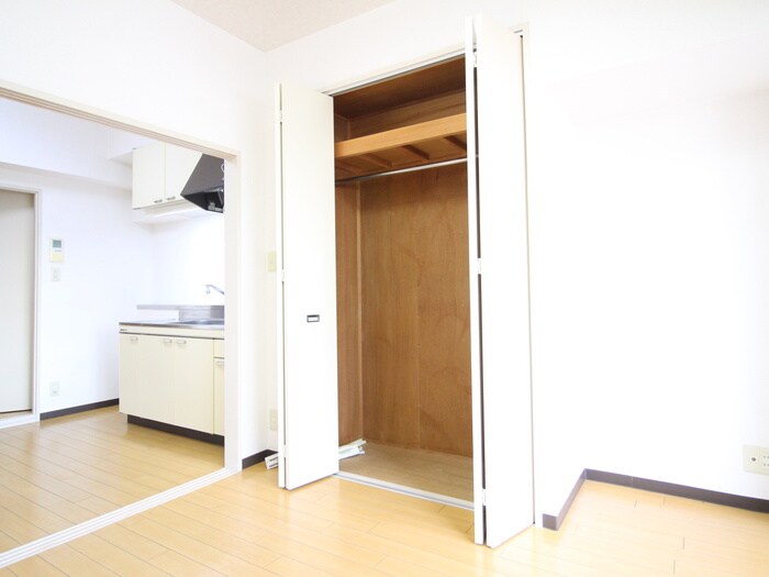 物件内観写真22　(収納)