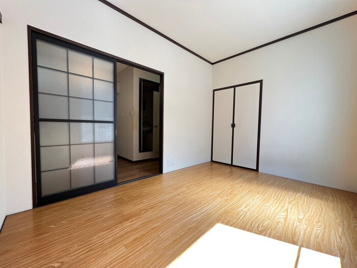 物件内観写真7　(居室)