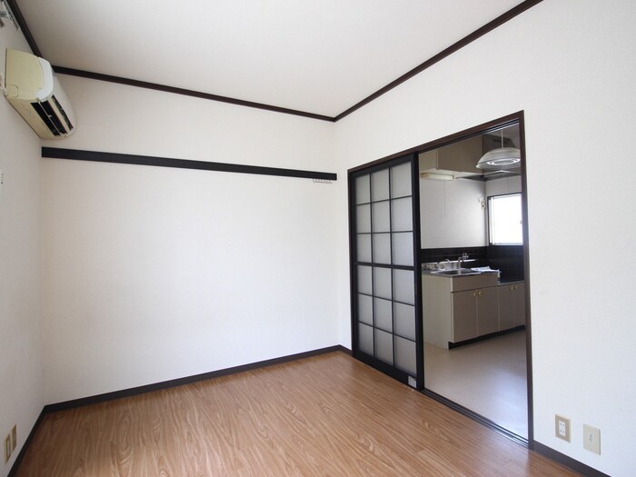 物件内観写真7　(居室)