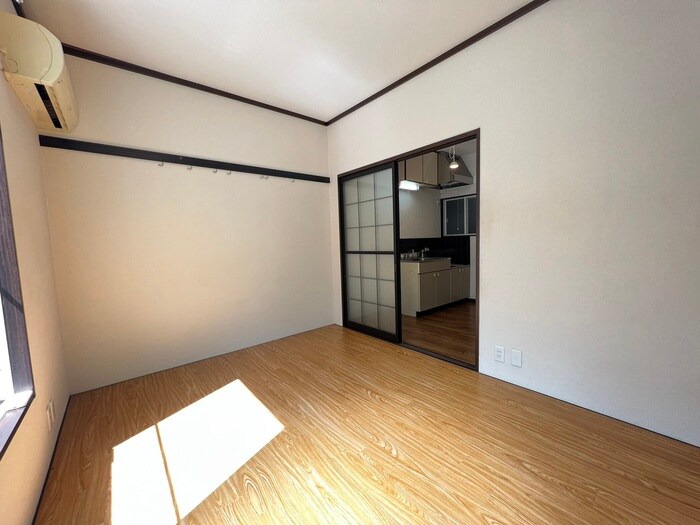 物件内観写真8　(居室)