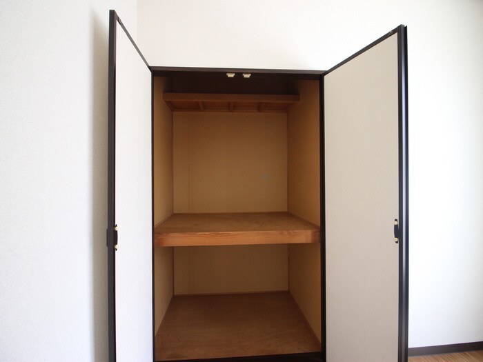 物件内観写真9　(収納)