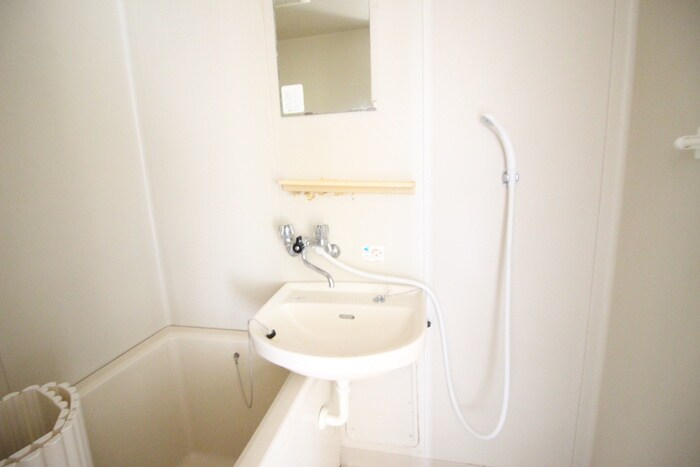 物件内観写真11　(洗面)