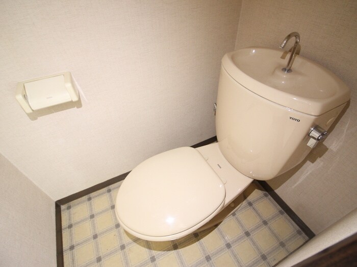 物件内観写真12　(トイレ)