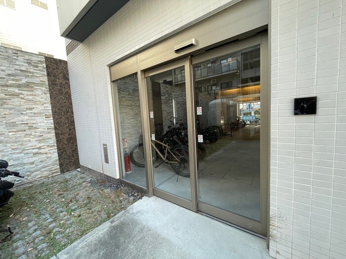 物件外観写真6　(駐車場)