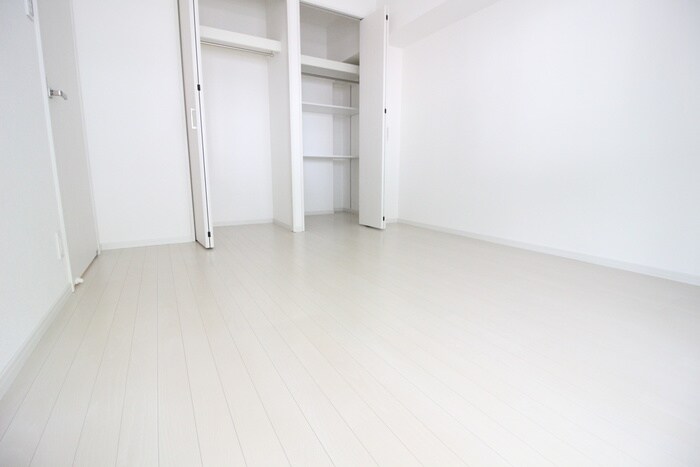 物件内観写真11　(居室)