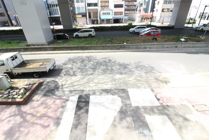 物件内観写真14　(室内からの展望)