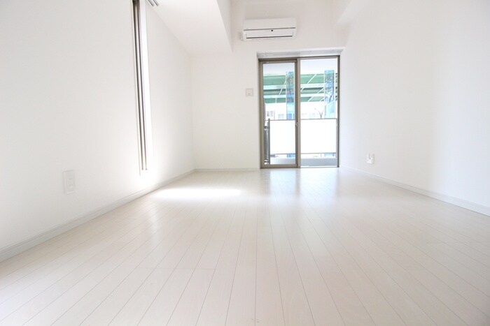 物件内観写真15　(居室)